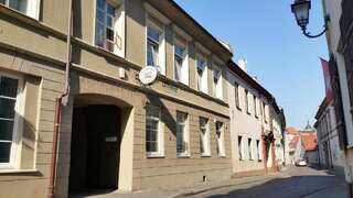 Отели типа «постель и завтрак» Litinterp Vilnius Вильнюс Четырехместный номер с общей ванной комнатой-1